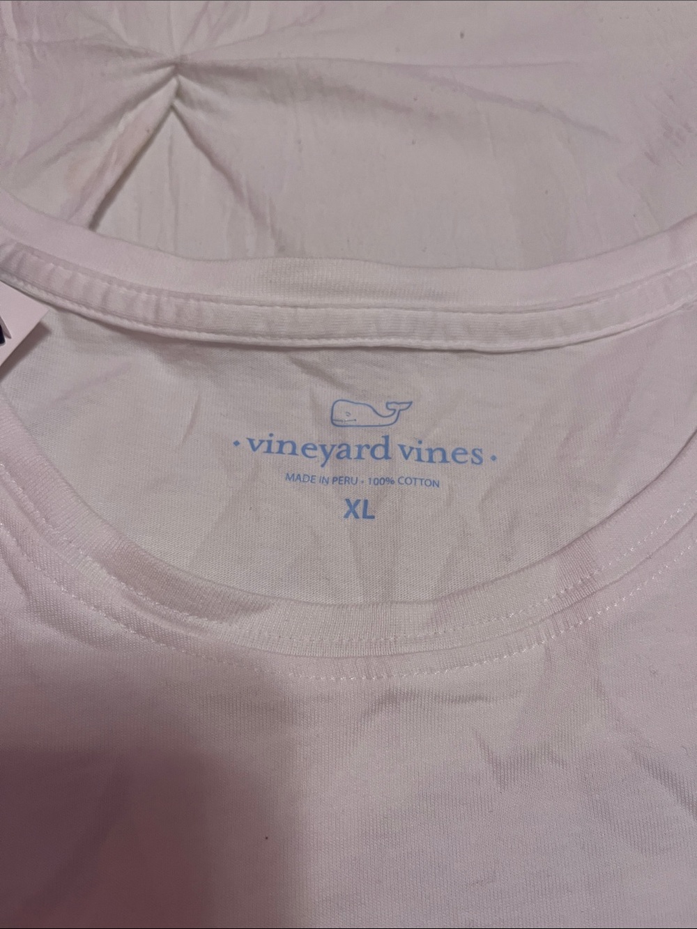 Vineyard Vines White Long Sleeve Pocket Tee with blue Whale - Picture 3 of 6